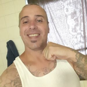 Meet your Posher, Larry